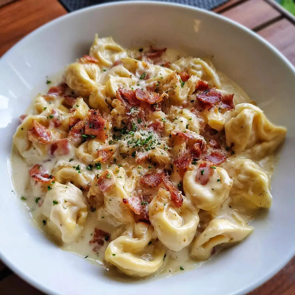 Creamy Tortellini Carbonara Recipe